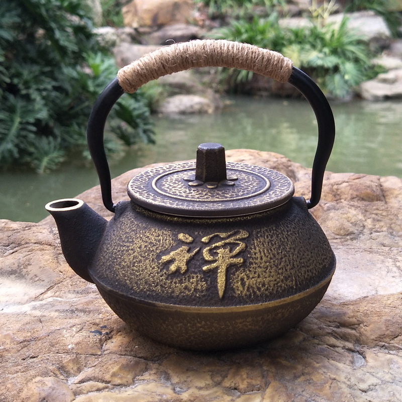 เหล็กหล่อกาน้ำชาญี่ปุ่นกาต้มน้ - Cast Iron Tetsubin บทวิจารณ์และราคา